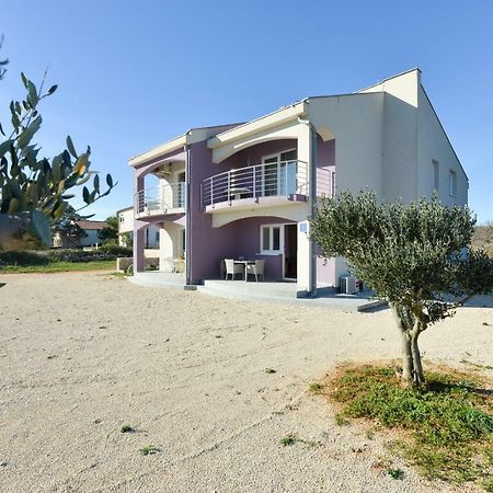 Apartments L&M Vir Exterior photo